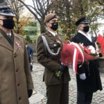 11.11.2020. Sandomierz. Uroczystości patriotyczne przy pomniku 2. Pułku Piechoty Legionów Armii Krajowej / Grażyna Szlęzak-Wójcik / Radio Kielce