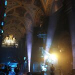 05.11.2020 Kielce. Zaduszki Świętokrzyskie w katedrze. Na zdjęciu (od lewej): Łukasz Mazur – piano, Sebastian Sipa – bas, Kuba Mazur – perkusja / Jarosław Kubalski / Radio Kielce