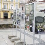 17.11.2020 Kielce. Otwarcie wystawy "10 Świętokrzyska Brygada Obrony Terytorialnej wyjątkowa służba, nieocenione wsparcie" na Rynku / Jarosław Kubalski / Radio Kielce