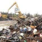 18.11.2020 Nowiny. Sprzątanie składowiska niebezpiecznych odpadów po pożarze / Jarosław Kubalski / Radio Kielce