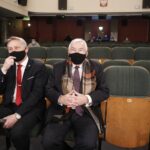 25.11.2020 Kielce. WDK. Test nowego nagłośnienia. Od lewej: wojewoda Zbigniew Koniusz i poseł Krzysztof Lipiec / Jarosław Kubalski / Radio Kielce