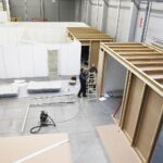 18.11.2020 Kielce. Szpital tymczasowy w halach Targów Kielce. Budowa / Jarosław Kubalski / Radio Kielce