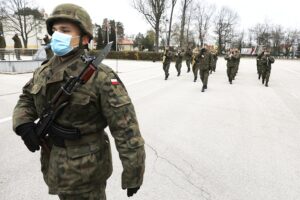 21.11.2020 Kielce. Centrum Przygotowań do Misji Zagranicznych. Przysięga elewów służby przygotowawczej / Jarosław Kubalski / Radio Kielce