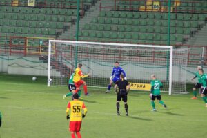 21.11.2020 Bełchatów. Mecz Fortuna 1. Ligi. GKS Bełchatów - Korona Kielce / Krzysztof Bujnowicz / Radio Kielce