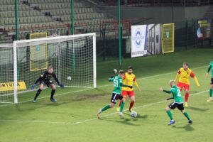 21.11.2020 Bełchatów. Mecz Fortuna 1. Ligi. GKS Bełchatów - Korona Kielce / Krzysztof Bujnowicz / Radio Kielce