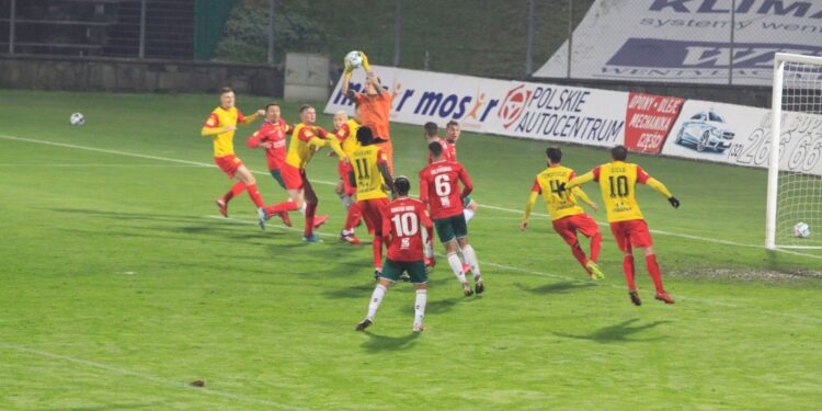 07.11.2020 Sosnowiec. Mecz Fortuna 1. Ligi Zagłębie Sosnowiec - Korona Kielce / Krzysztof Bujnowicz / Radio Kielce