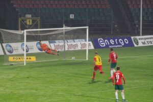 07.11.2020 Sosnowiec. Mecz Fortuna 1. Ligi Zagłębie Sosnowiec - Korona Kielce / Krzysztof Bujnowicz / Radio Kielce