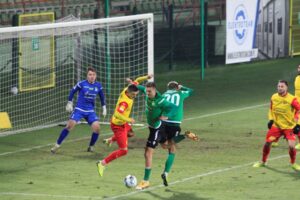 21.11.2020 Bełchatów. Mecz Fortuna 1. Ligi. GKS Bełchatów - Korona Kielce / Krzysztof Bujnowicz / Radio Kielce