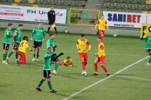 21.11.2020 Bełchatów. Mecz Fortuna 1. Ligi. GKS Bełchatów - Korona Kielce / Krzysztof Bujnowicz / Radio Kielce