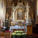 01.11.2020. Wszechświęte. Kościół parafialny pw. Wszystkich Świętych / Emilia Sitarska / Radio Kielce