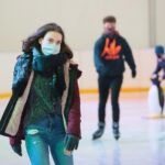 28.11.2020. Kielce. Lodowisko na Telegrafie / Wiktor Taszłow / Radio Kielce