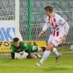 28.11.2020. Kielce. 28.11.2020. Kielce. 14. kolejka Fortuna 1 ligi. Korona Kielce - Resovia Rzeszów. Na zdjęciu (z lewej) Marceli Zapytowski / Wiktor Taszłow / Radio Kielce