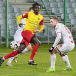 28.11.2020. Kielce. 28.11.2020. Kielce. 14. kolejka Fortuna 1 ligi. Korona Kielce - Resovia Rzeszów. Na zdjęciu: Émile Thiakane / Wiktor Taszłow / Radio Kielce