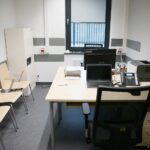 30.11.2020. Chmielnik. Komisariat policji / Wiktor Taszłow / Radio Kielce