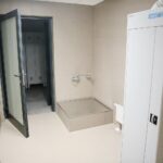 30.11.2020. Chmielnik. Komisariat policji / Wiktor Taszłow / Radio Kielce