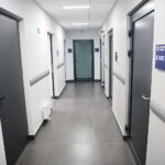 30.11.2020. Chmielnik. Komisariat policji / Wiktor Taszłow / Radio Kielce