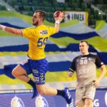 09.11.2020. Kielce. 4. kolejka PGNIG Superligi: Łomża Vive Kielce - Grupa Azoty Tarnów / Wiktor Taszłow / Radio Kielce