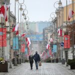 11.11.2020. Kielce. Święto Niepodległości. Flaga / Wiktor Taszłow / Radio Kielce