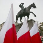 11.11.2020. Kielce. Święto Niepodległości. Flaga / Wiktor Taszłow / Radio Kielce