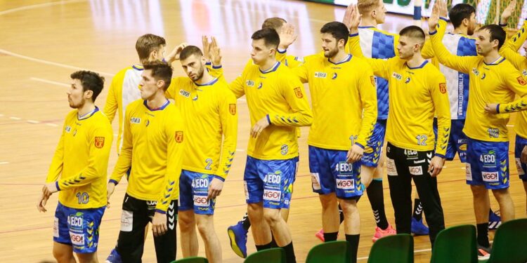 31.10.2020 Kielce. Mecz Łomża Vive Kielce - Energa MKS Kalisz / Wiktor Taszłow / Radio Kielce