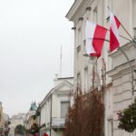 11.11.2020. Kielce. Święto Niepodległości. Flaga / Wiktor Taszłow / Radio Kielce