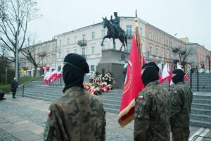 11.11.2020. Kielce. Uroczystości patriotyczne Stowarzyszenia Rekonstrukcji Historycznych „Jodła” / Wiktor Taszłow / Radio Kielce