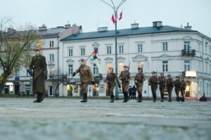 11.11.2020. Kielce. Uroczystości patriotyczne Stowarzyszenia Rekonstrukcji Historycznych „Jodła” / Wiktor Taszłow / Radio Kielce