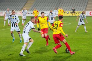 14.11.2020. Kielce. 12. kolejka Fortuna 1 Ligi Korona Kielce - Sandecja Nowy Sącz / Wiktor Taszłow / Radio Kielce