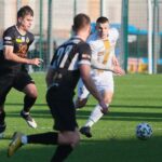 15.11.2020. Łagów. 20. kolejka piłkarskiej III ligi. ŁKS Probudex - KSZO 1929 Ostrowiec / Wiktor Taszłow / Radio Kielce