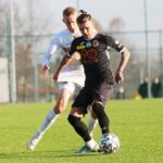 15.11.2020. Łagów. 20. kolejka piłkarskiej III ligi. ŁKS Probudex - KSZO 1929 Ostrowiec / Wiktor Taszłow / Radio Kielce