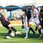 15.11.2020. Łagów. 20. kolejka piłkarskiej III ligi. ŁKS Probudex - KSZO 1929 Ostrowiec / Wiktor Taszłow / Radio Kielce