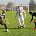 15.11.2020. Łagów. 20. kolejka piłkarskiej III ligi. ŁKS Probudex - KSZO 1929 Ostrowiec / Wiktor Taszłow / Radio Kielce