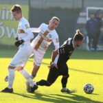 15.11.2020. Łagów. 20. kolejka piłkarskiej III ligi. ŁKS Probudex - KSZO 1929 Ostrowiec / Wiktor Taszłow / Radio Kielce