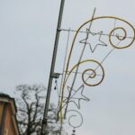 16.11.2020. Kielce. Montaż świątecznych iluminacji / Wiktor Taszłow / Radio Kielce