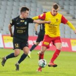 18.11.2020 Kielce. Fortuna 1 Liga. Korona Kielce - Stomil Olsztyn / Wiktor Taszłow / Radio Kielce