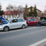 24.11.2020. Cedzyna. Wypadek trzech aut / Wiktor Taszłow / Radio Kielce