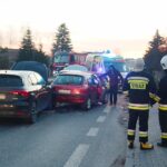 24.11.2020. Cedzyna. Wypadek trzech aut / Wiktor Taszłow / Radio Kielce