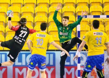 25.11.2020. Kielce. 8. kolejka Ligi Mistrzów. Łomża Vive Kielce - Vardar Skopje / Wiktor Taszłow / Radio Kielce