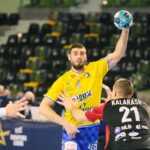 25.11.2020. Kielce. 8. kolejka Ligi Mistrzów. Łomża Vive Kielce - Vardar Skopje / Wiktor Taszłow / Radio Kielce