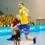 25.11.2020. Kielce. 8. kolejka Ligi Mistrzów. Łomża Vive Kielce - Vardar Skopje / Wiktor Taszłow / Radio Kielce