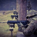 11.12.2020 Świętoszów. „Pętla taktyczna” świętokrzyskich Terytorialsów / starszy szeregowy Daniel Woś / ŚBOT