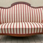 05.12.2020 Częstocice. Zabytkowe meble, które zostały poddane renowacji / muzeumostrowiec.pl