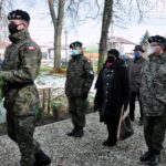 01.12.2020 Staszów. Odsłonięcie pamiątkowej tablicy wojny polsko-bolszewickiej / JS 2151