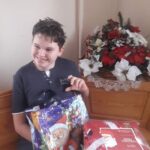 06.12.2020. Sandomierz. Podopieczni Ośrodka „Radość Życia” otrzymali mikołajkowe paczki / Caritas Diecezji Sandomierskiej