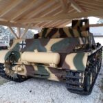 28.12.2020 Skarżysko-Kamienna. Unikalne niemieckie samobieżne działo szturmowe w Muzeum im. Orła Białego pod wiatą / Stowarzyszenie Ochrony Zabytków Militarnych KIS