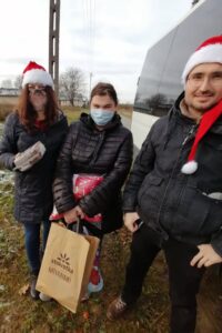 06.12.2020. Sandomierz. Podopieczni Ośrodka „Radość Życia” otrzymali mikołajkowe paczki / Caritas Diecezji Sandomierskiej