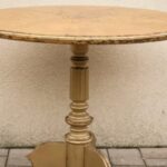 05.12.2020 Częstocice. Zabytkowe meble, które zostały poddane renowacji / muzeumostrowiec.pl