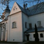 15.11.2020. Chełmce. Kościół świętej Marii Magdaleny i świętego Mikołaja / Robert Felczak / Radio Kielce