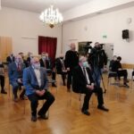 18.12.2020. Pińczów. Wręczenie promes na realizację zadań dofinansowanych z Rządowego Funduszu Inwestycji Lokalnych / Marta Gajda / Radio Kielce