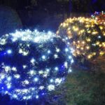 25.12.2020 Doły Biskupie. Świąteczne iluminacje na posesji Jerzego Trojanowskiego / Emilia Sitarska / Radio Kielce